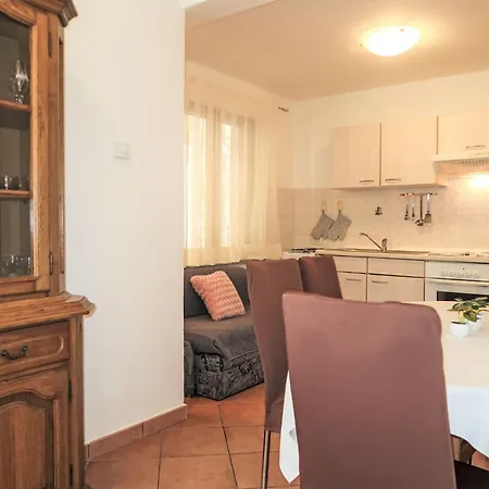 Apartman Victory-1 By Interhome *